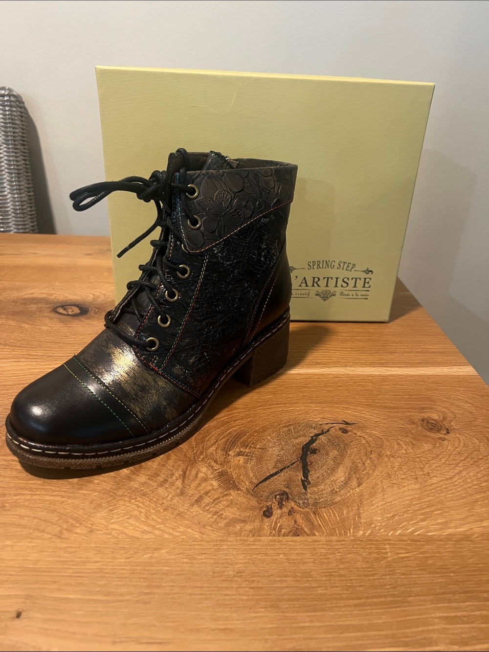 L’Artiste Spring Step Fallinluv Leather Lace Up Boots Black Multi EU 38 NIB